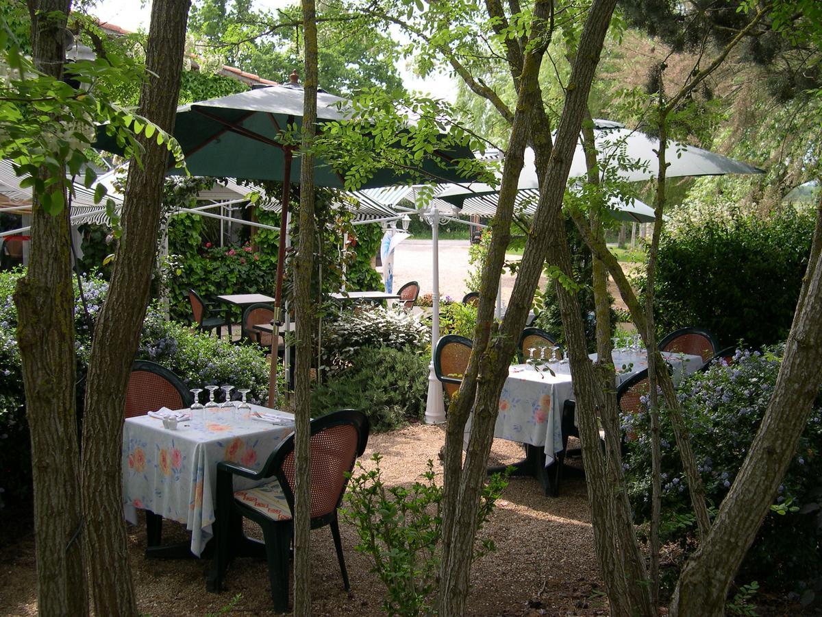 Auberge Du Flambadou Villematier エクステリア 写真